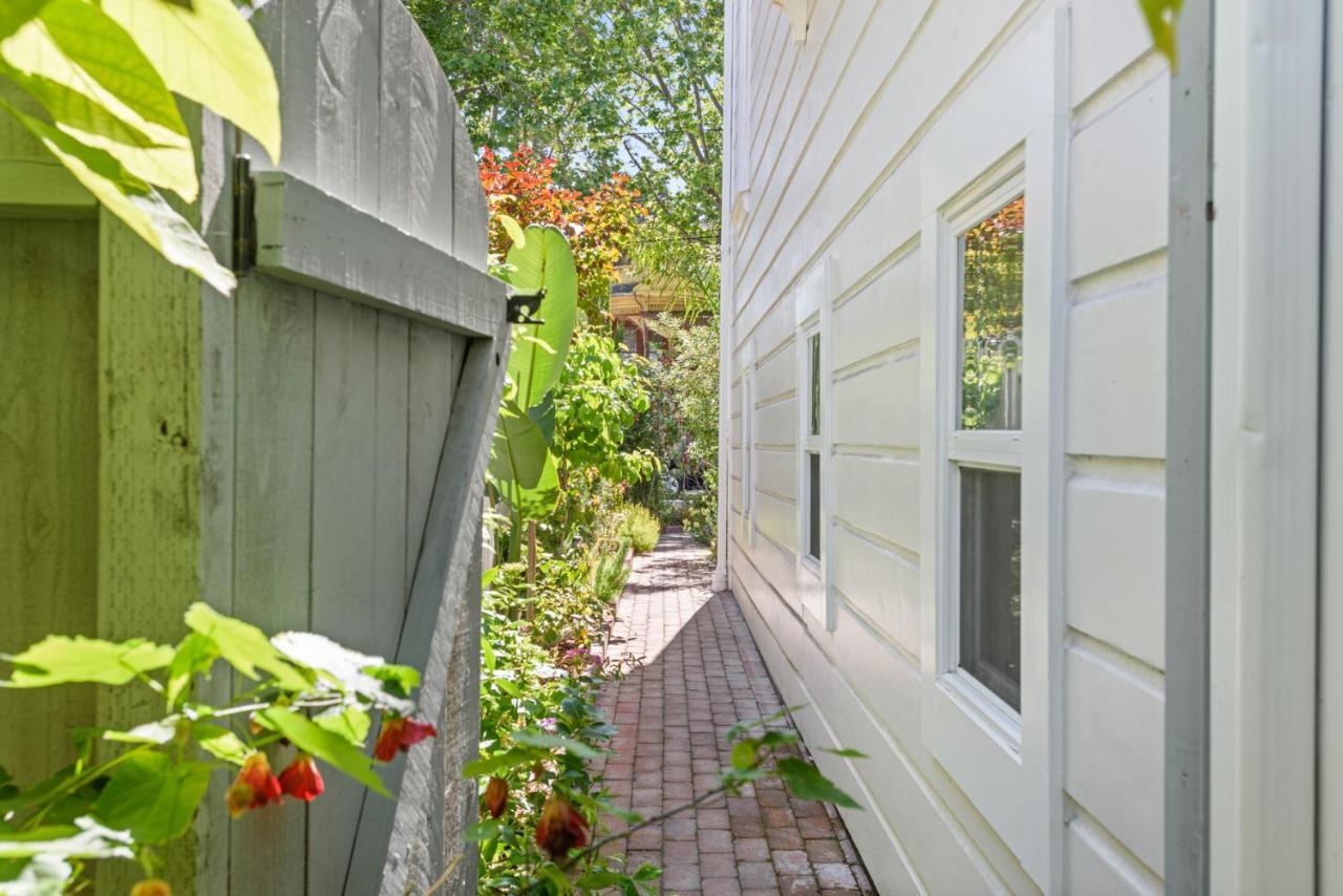 Garden Level Flat In 1885 Queen Anne Victorian Cottage In Alameda Bagian luar foto