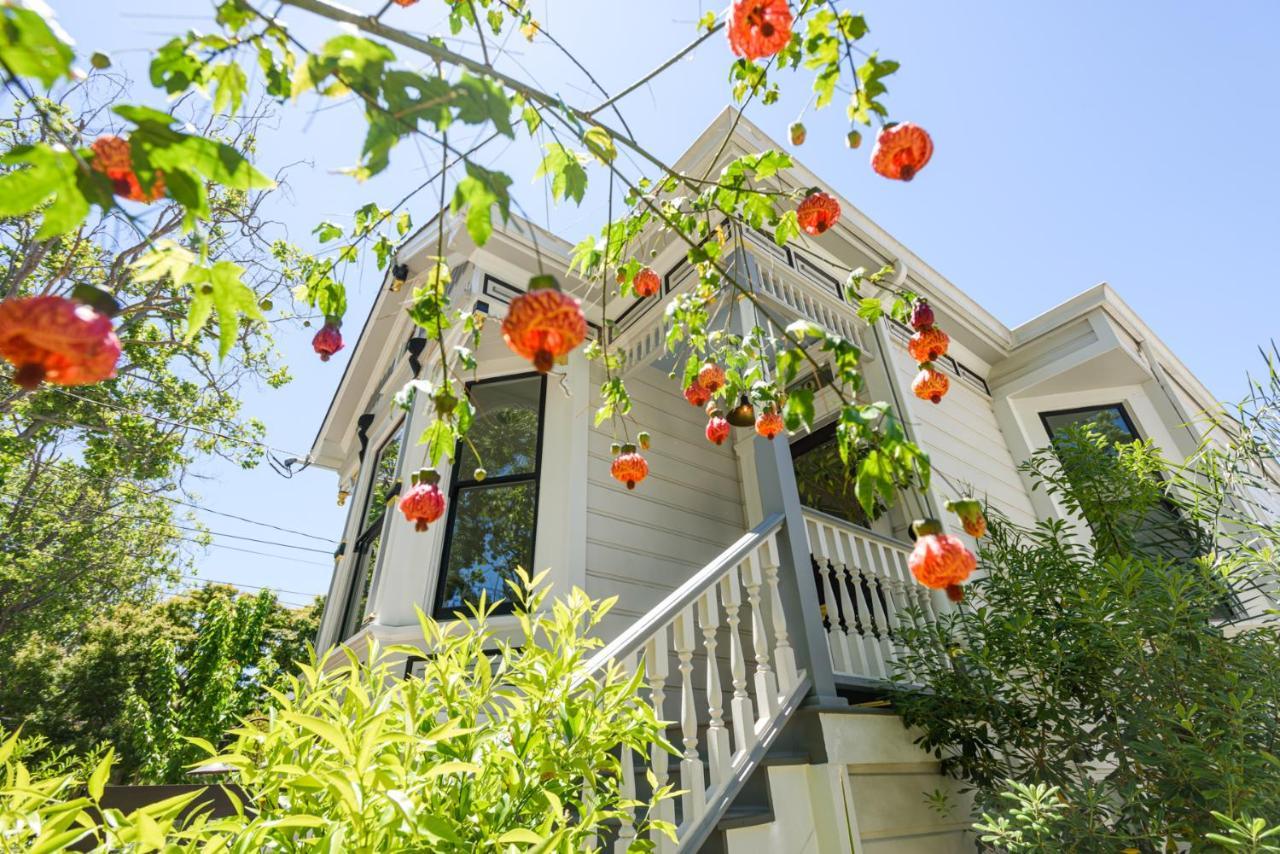 Garden Level Flat In 1885 Queen Anne Victorian Cottage In Alameda Bagian luar foto