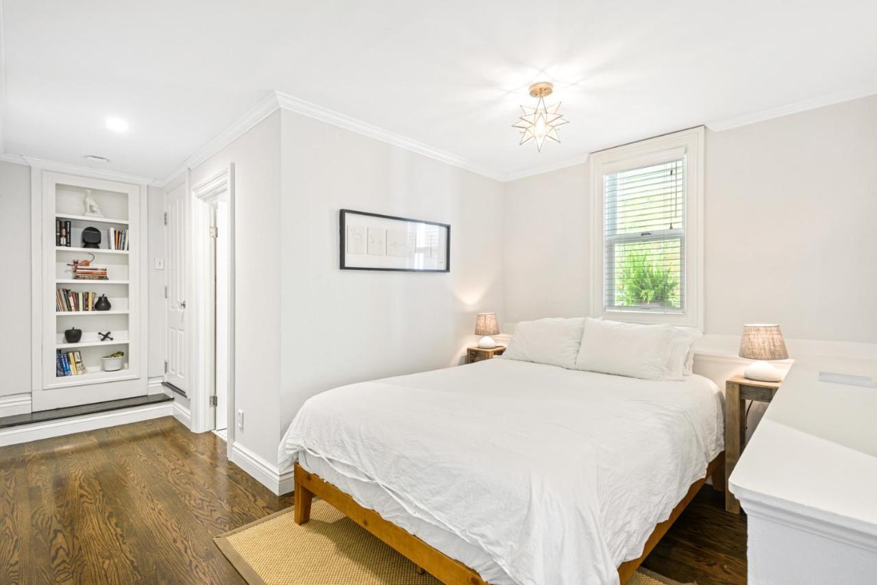 Garden Level Flat In 1885 Queen Anne Victorian Cottage In Alameda Bagian luar foto