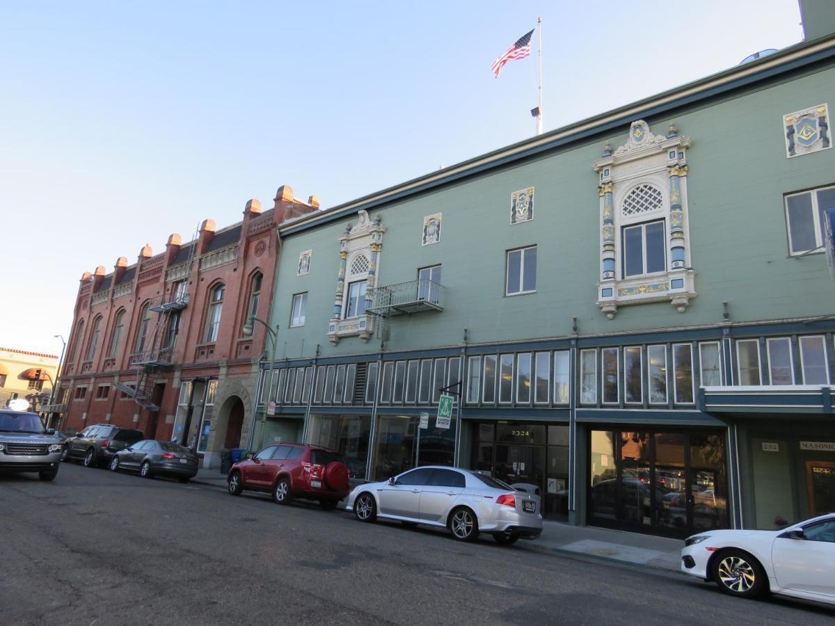Garden Level Flat In 1885 Queen Anne Victorian Cottage In Alameda Bagian luar foto